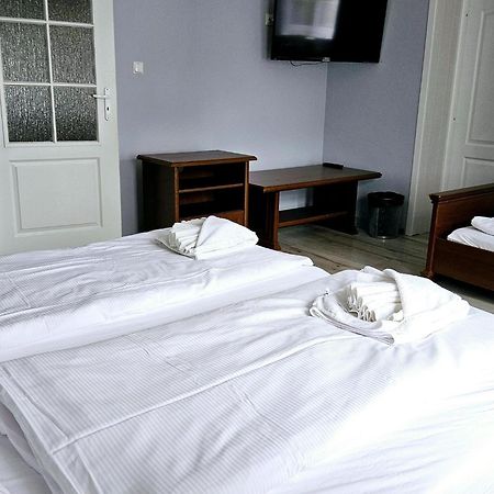 Holiday Home In Kolczewo With The Private Pool 220 Qm Exterior photo